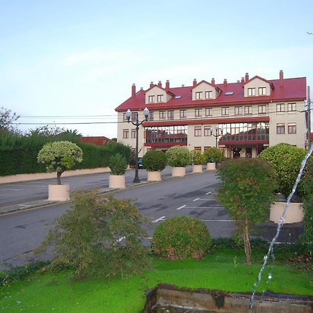 Hotel Piedra แปโลรา ภายนอก รูปภาพ