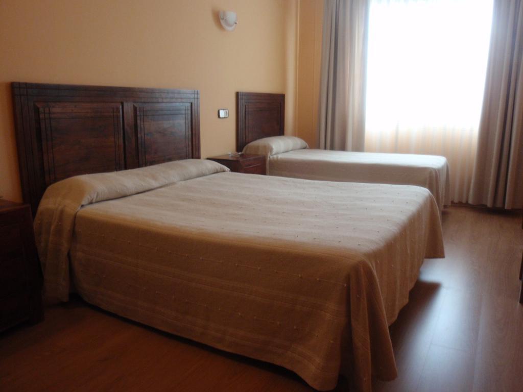 Hotel Piedra แปโลรา ภายนอก รูปภาพ
