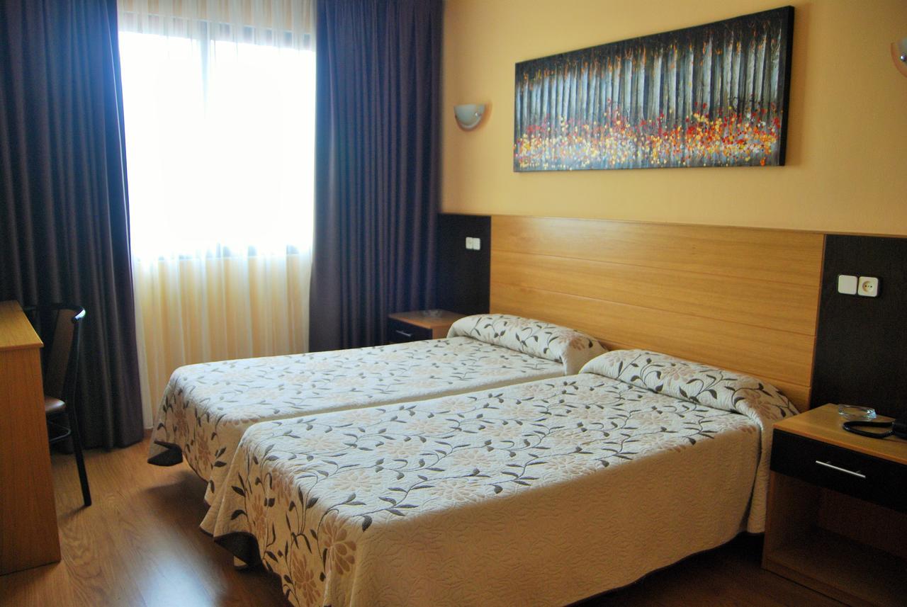 Hotel Piedra แปโลรา ภายนอก รูปภาพ