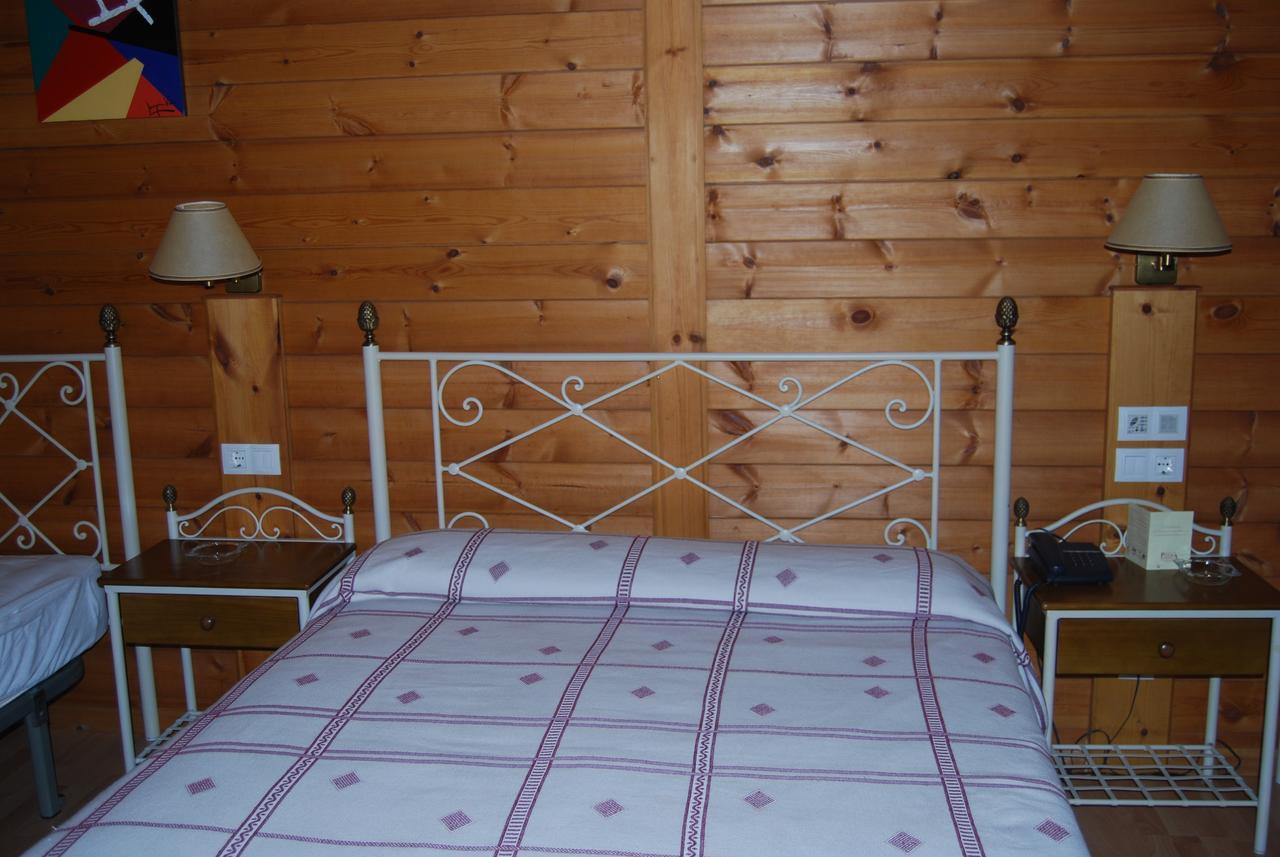 Hotel Piedra แปโลรา ภายนอก รูปภาพ